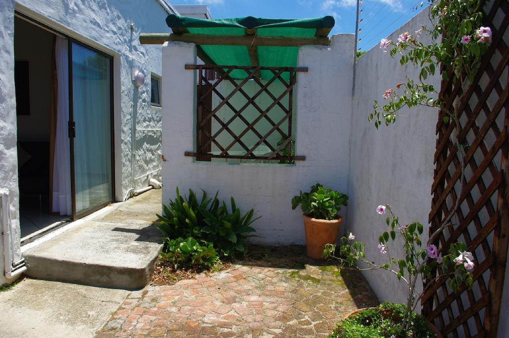Aqua Marine Guest House Port Elizabeth Buitenkant foto