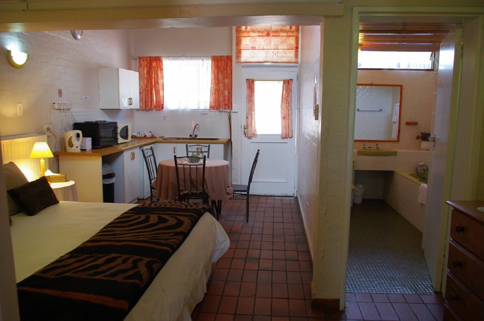 Aqua Marine Guest House Port Elizabeth Buitenkant foto